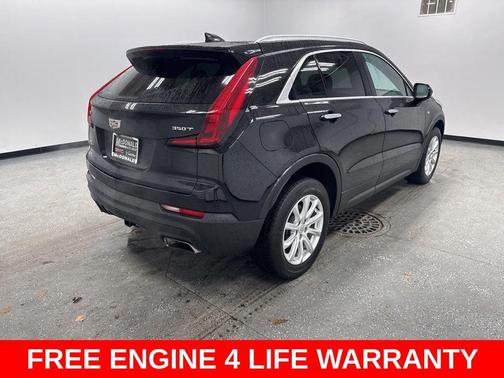 Stellar Black Metallic 2023 Cadillac XT4 Luxury