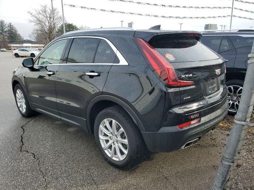Stellar Black Metallic 2023 Cadillac XT4 Luxury