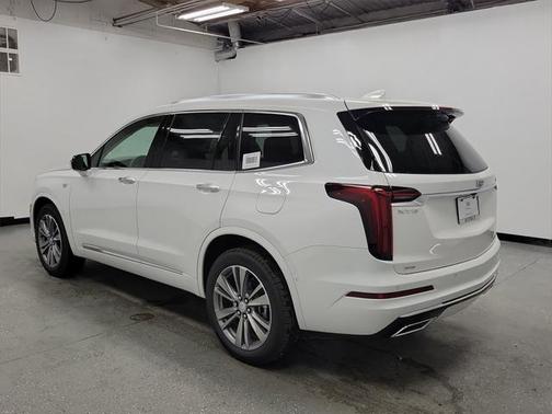 2025 Cadillac XT6 Premium Luxury AWD