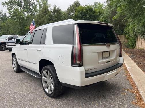 2019 Cadillac Escalade Luxury