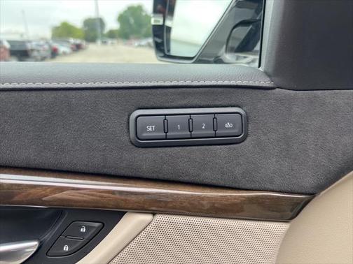 2019 Cadillac Escalade Luxury