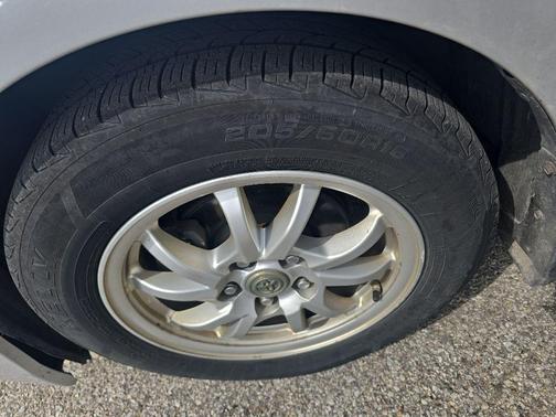 Classic Silver Metallic 2014 Toyota Prius v Two