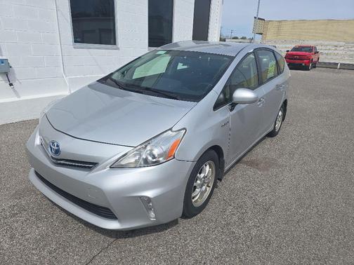 Classic Silver Metallic 2014 Toyota Prius v Two