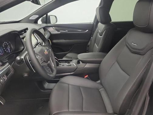 2025 Cadillac XT5 Sport