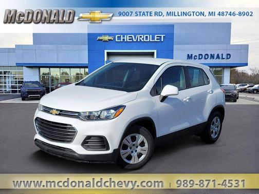 Summit White 2017 Chevrolet Trax LS