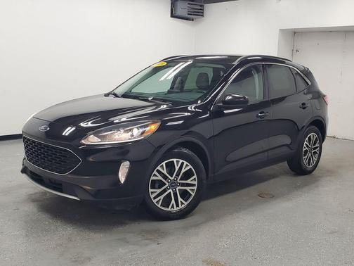 Agate Black Metallic 2021 Ford Escape SEL