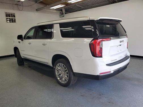 2025 GMC Yukon XL 4WD Elevation