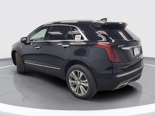 Black Metallic 2026 Cadillac XT5 Premium Luxury