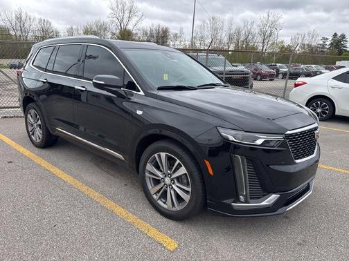 Stellar Black Metallic 2020 Cadillac XT6 Premium Luxury AWD