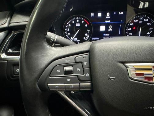 Stellar Black Metallic 2020 Cadillac XT6 Premium Luxury AWD