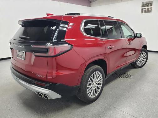 2025 GMC Acadia Denali