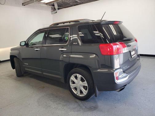 Graphite Gray Metallic 2017 GMC Terrain SLT