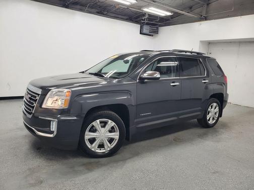 Graphite Gray Metallic 2017 GMC Terrain SLT
