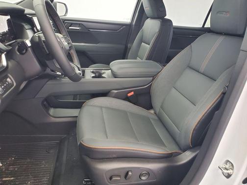2026 GMC Acadia AT4 AWD