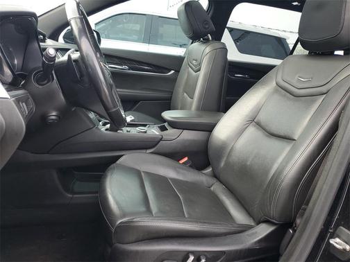 2020 Cadillac XT6 Premium Luxury AWD