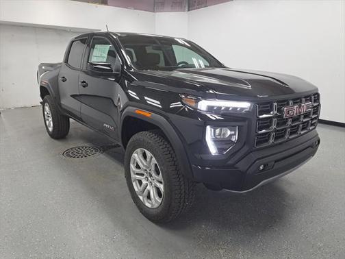 2025 GMC Canyon Base