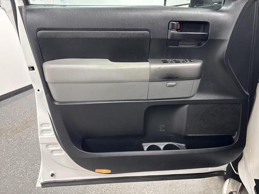 2010 Toyota Tundra Grade