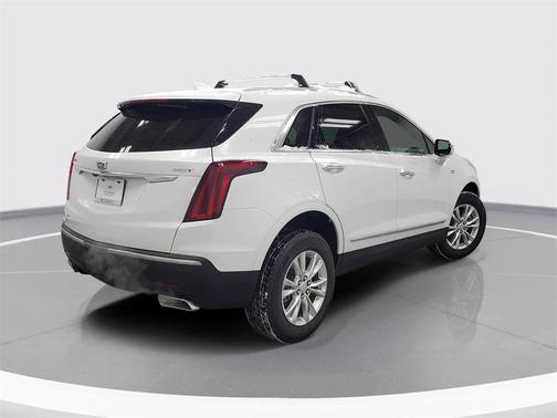 2026 Cadillac XT5 Luxury