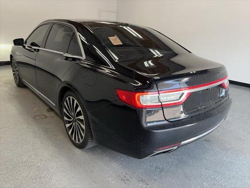 2017 Lincoln Continental Black Label