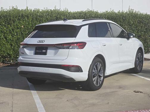 2025 Audi Q4 e-tron Premium 45 quattro