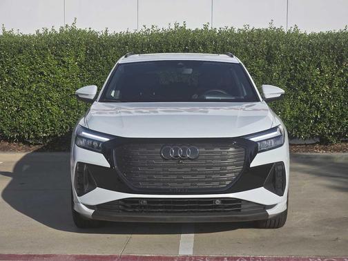 2025 Audi Q4 e-tron Premium 45 quattro