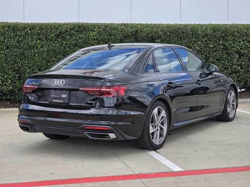 2025 Audi A4 45 S line Premium