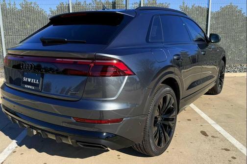 2026 Audi Q8 55 Premium Plus