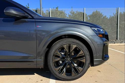 2026 Audi Q8 55 Premium Plus