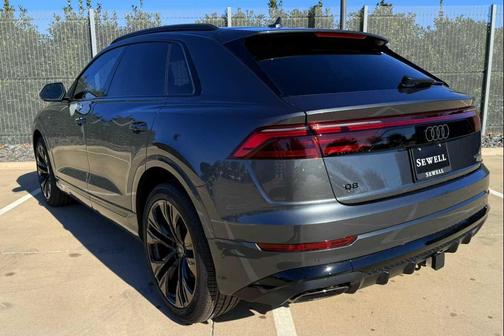 2026 Audi Q8 55 Premium Plus