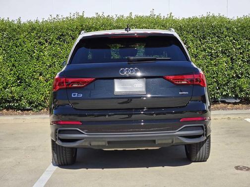 2024 Audi Q3 45 S line Premium Plus
