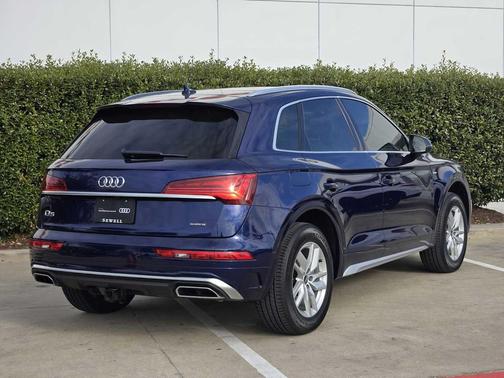 2023 Audi Q5 45 S line Premium