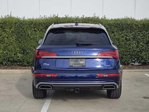 2023 Audi Q5 45 S line Premium