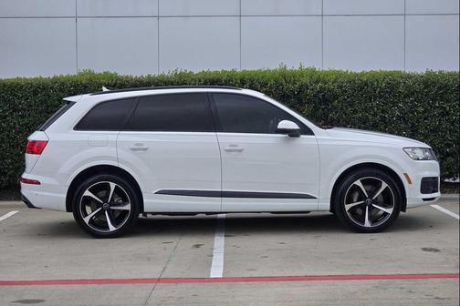 Carrara White 2019 Audi Q7 55 Prestige