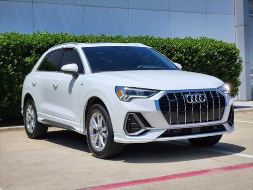 2022 Audi Q3 45 S line Premium Plus