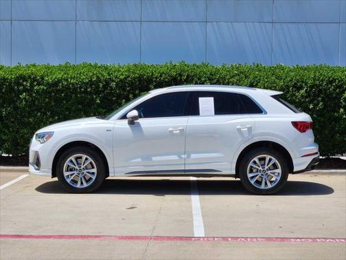 2022 Audi Q3 45 S line Premium Plus