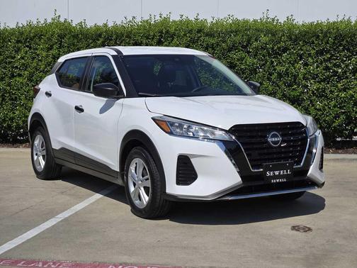 2024 Nissan Kicks S