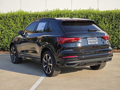 2025 Audi Q3 45 S line Premium Plus