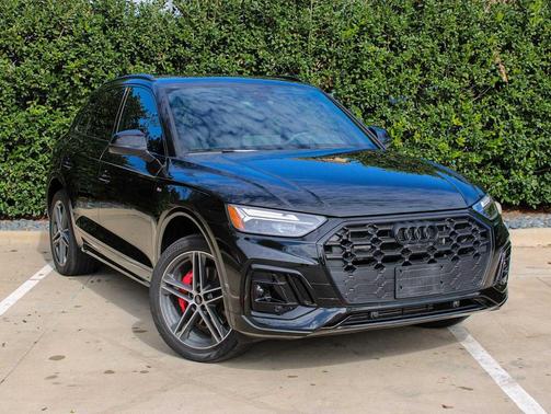 Mythos Black Metallic 2024 Audi Q5 55 S line Premium Plus