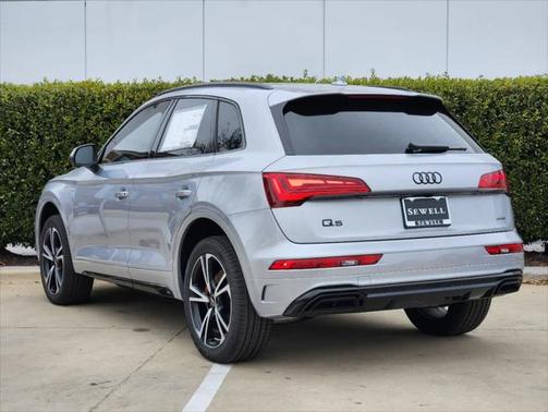 2025 Audi Q5 45 S line Premium Plus