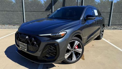 2025 Audi SQ5 3.0T Premium Plus