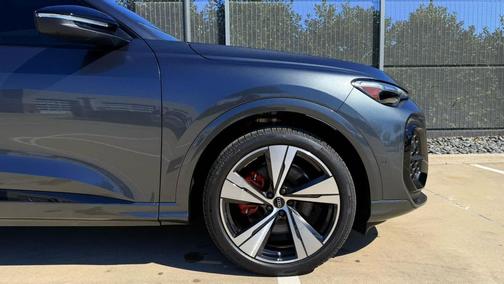 2025 Audi SQ5 3.0T Premium Plus