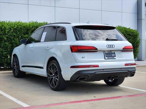 2025 Audi Q7 55 Prestige