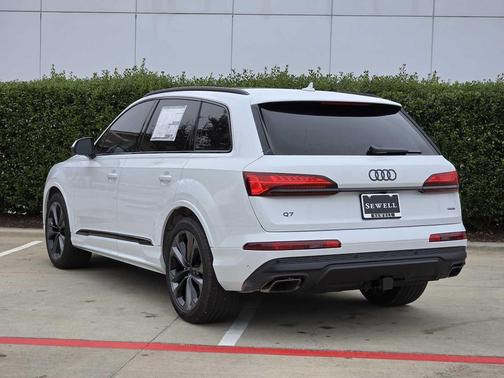 2026 Audi Q7 55 Premium Plus