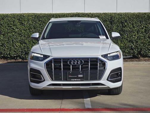 2024 Audi Q5 40 Premium