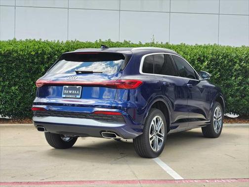 2025 Audi Q5 Premium