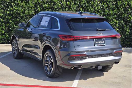 TAMBORA GRAY 2026 Audi Q5 Premium Plus TFSI quattro S tronic