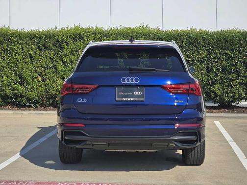 2022 Audi Q3 45 S line Premium Plus