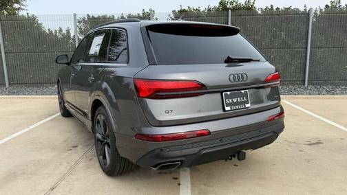 2026 Audi Q7 55 Premium Plus