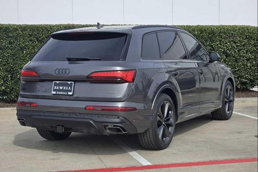 SAMURAI GRAY 2026 Audi Q7 55 Premium Plus