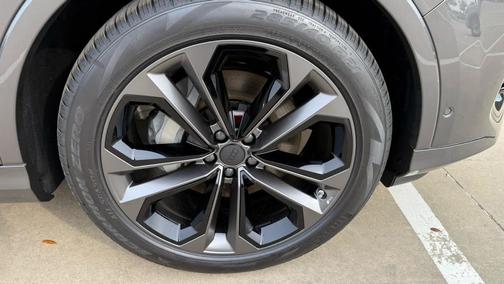 2026 Audi Q7 55 Premium Plus